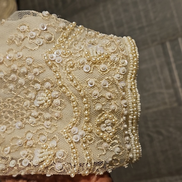 Women's Medium Niteline beaded sheath. - Picture 4 of 5